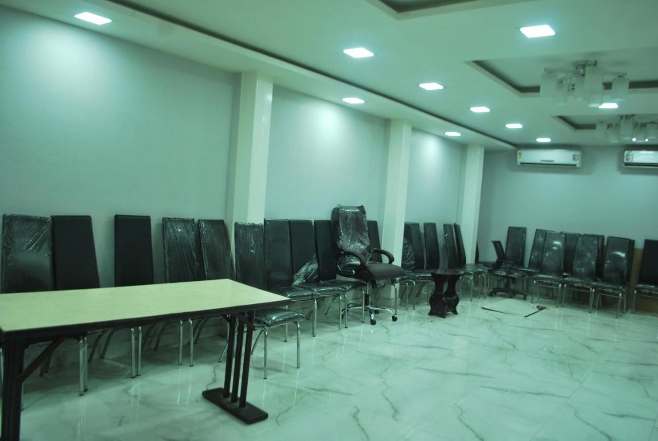 Hotel Heera International Kolkata Luaran gambar